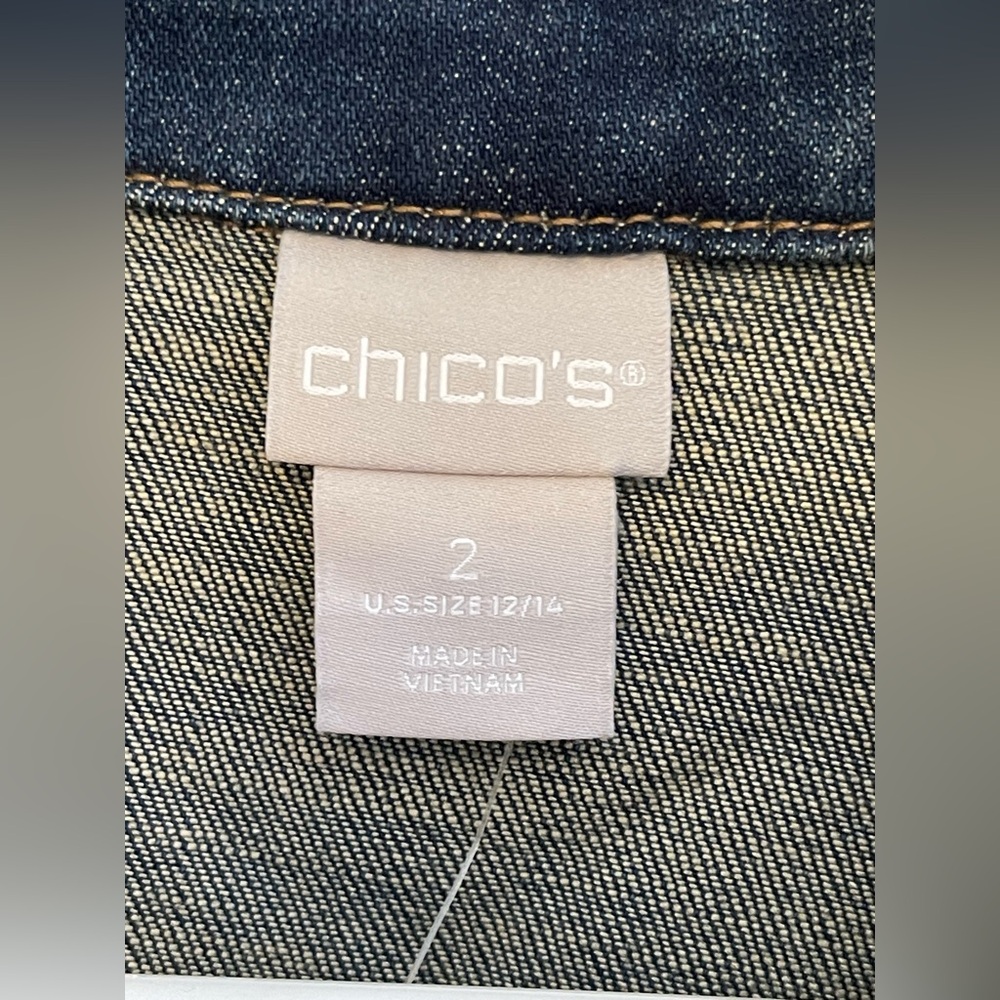 Chicos Classic Denim Jacket size 2-L Jeans Button - Picture 7 of 9